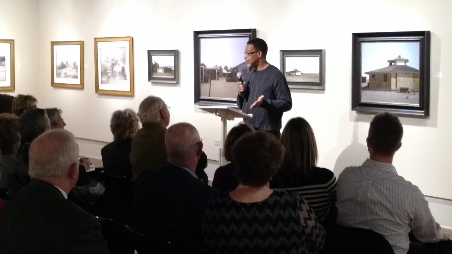 Award-winning American painter Dean Mitchell raised in Quincy Florida
